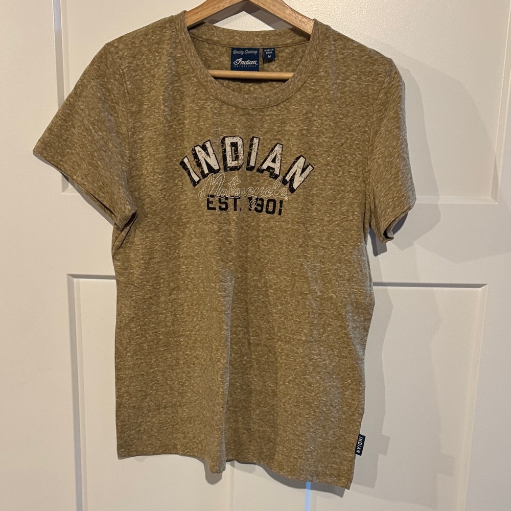 Indian Motorcycle Women’s Short Sleeve Tee in Olive